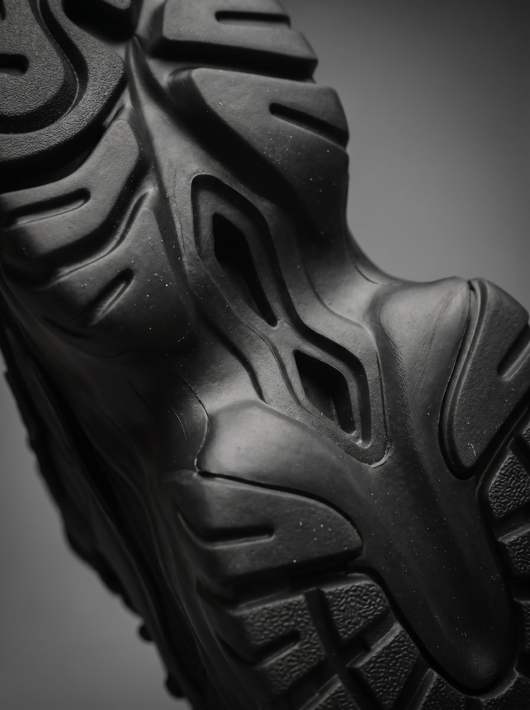 X-TRANHOO SERIE KINETIC-02: CARBON