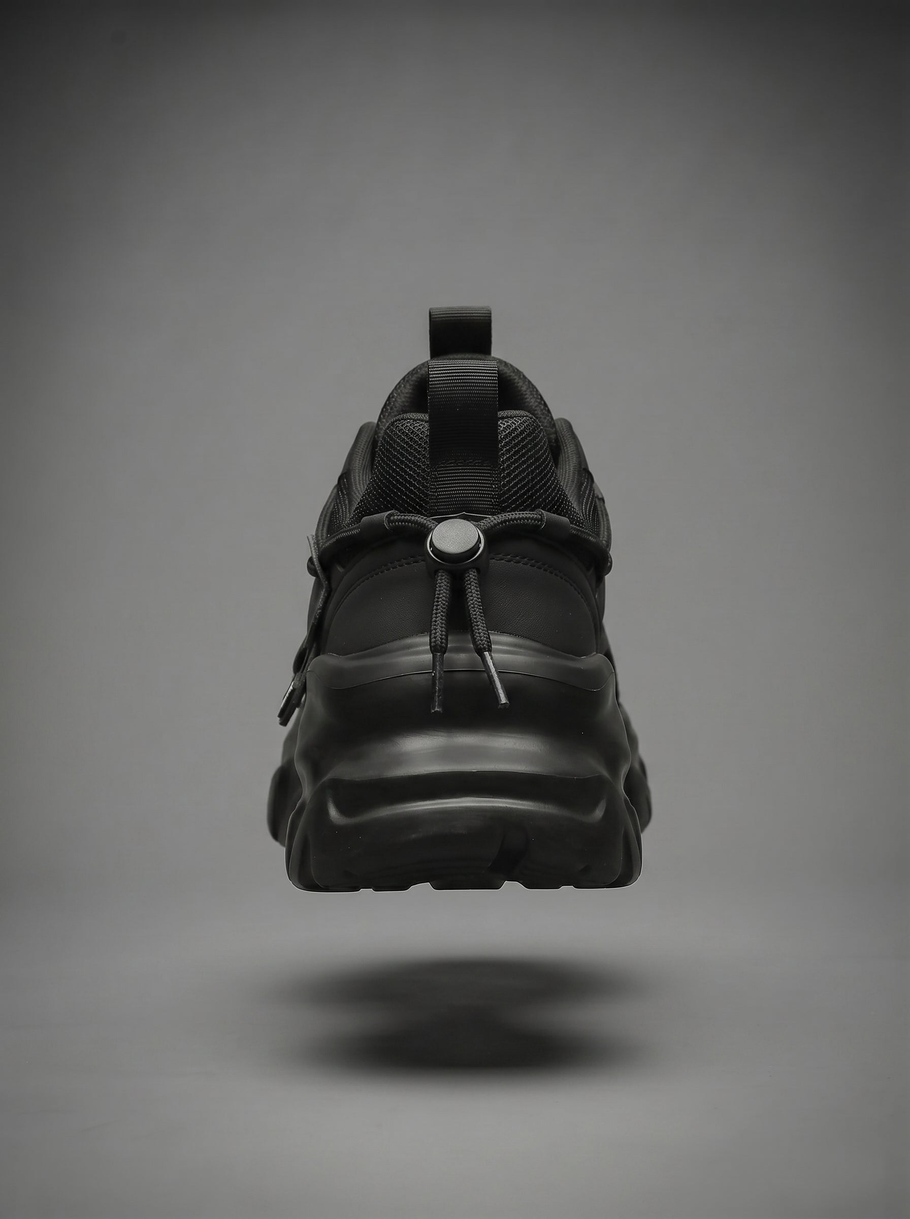 X-TRANHOO SERIE KINETIC-02: CARBON