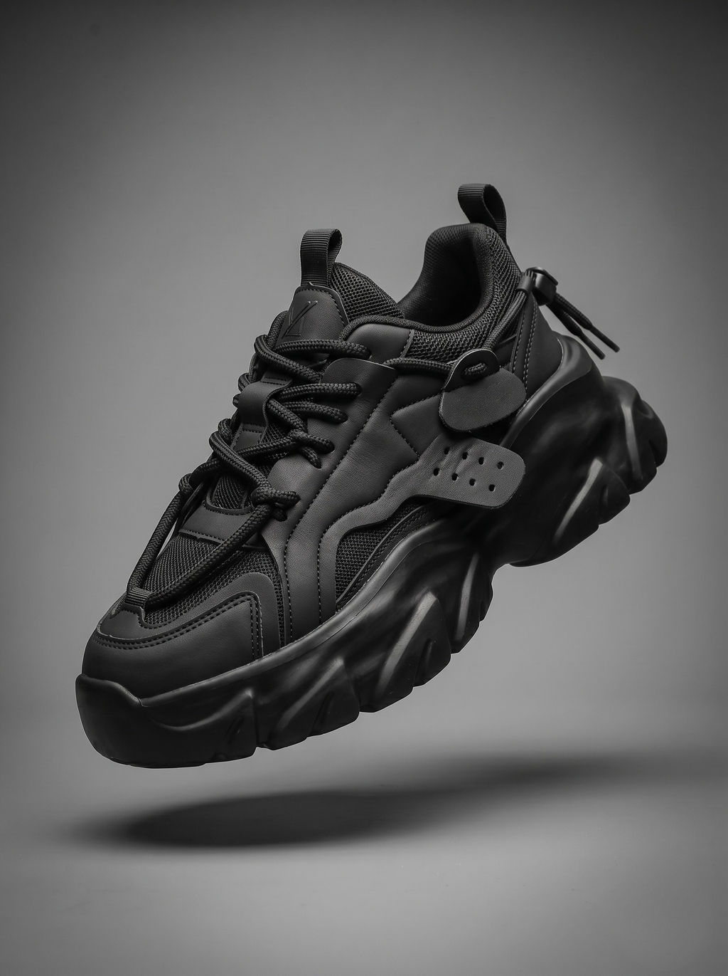 X-TRANHOO SERIE KINETIC-02: CARBON